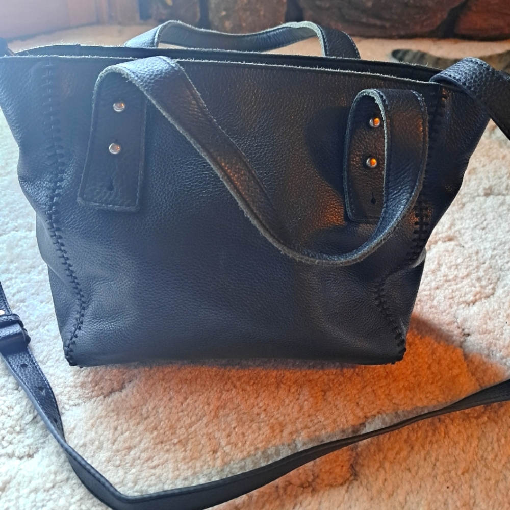 The Sak Elegant Black Leather Tote Bag